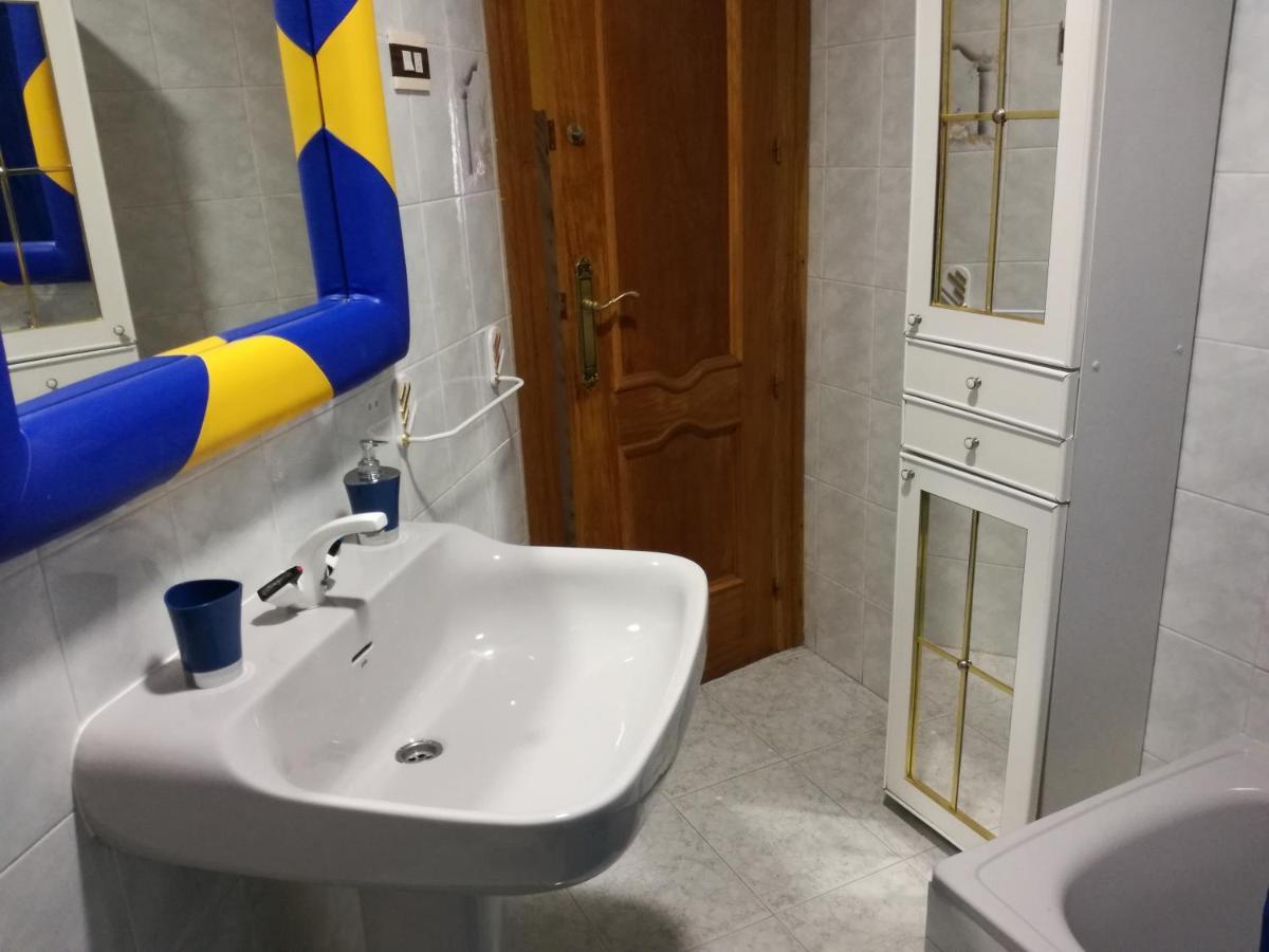 Ferienwohnung Alojamiento Romina Villanueva Del Arzobispo Exterior foto