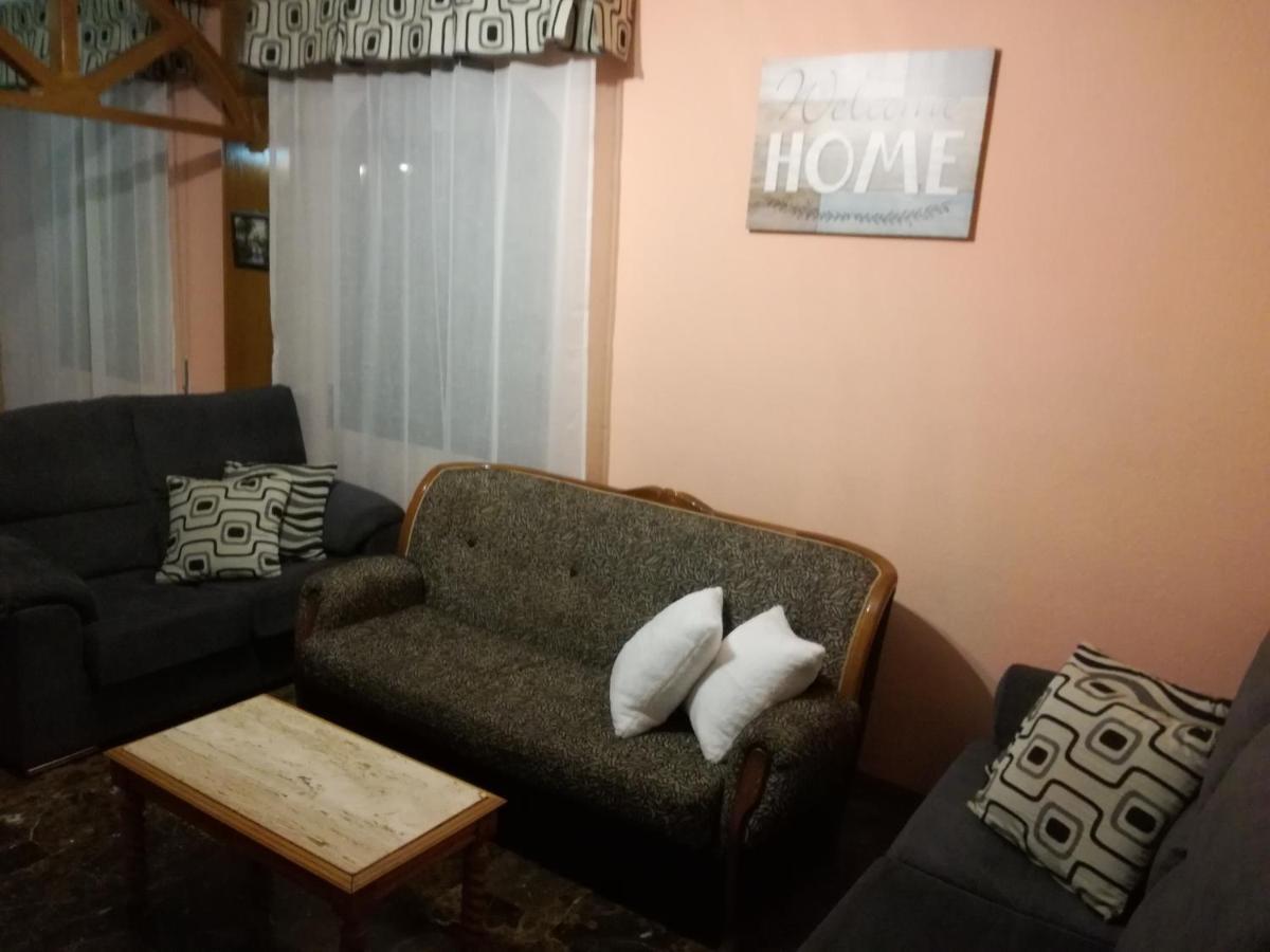 Ferienwohnung Alojamiento Romina Villanueva Del Arzobispo Exterior foto
