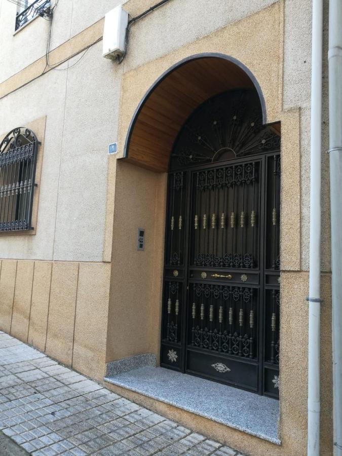 Ferienwohnung Alojamiento Romina Villanueva Del Arzobispo Exterior foto
